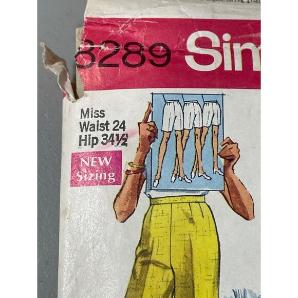 70s Simplicity 8289 Sewing Pattern Miss Waist 24 Hip 34 1/2 Shorts Bell Bottoms - Picture 5 of 6